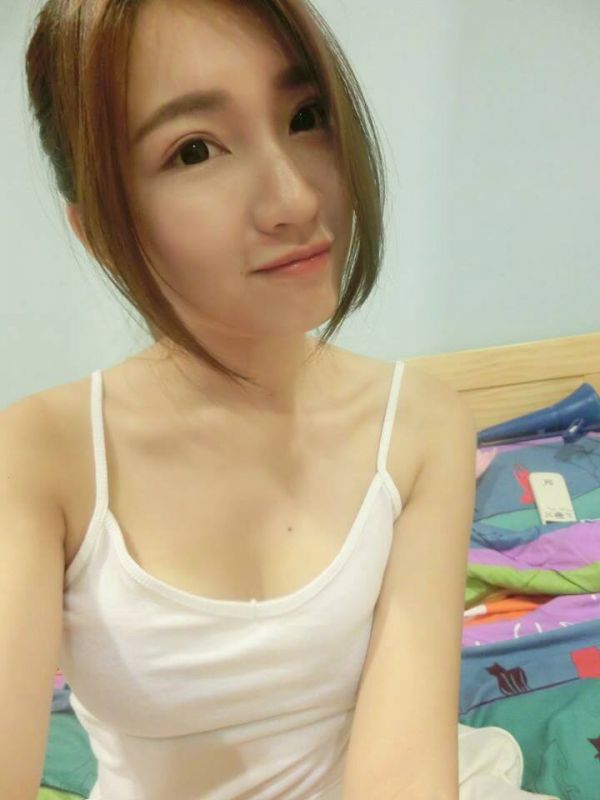 台湾大眼美女Tung彤(林俞彤)自拍图片大全