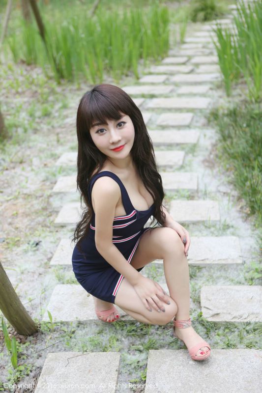 秀人网宅男女神陈巧蓓isabella巨乳诱惑写真