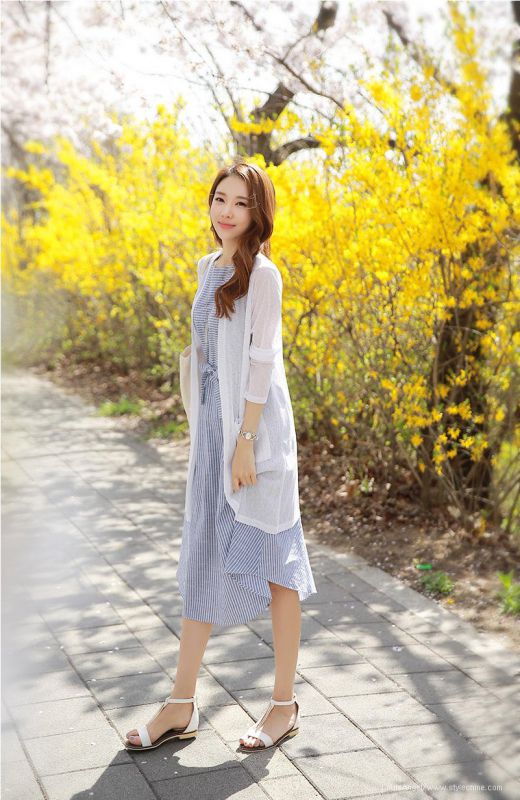 韩国气质美女朴恩真养眼外拍写真
