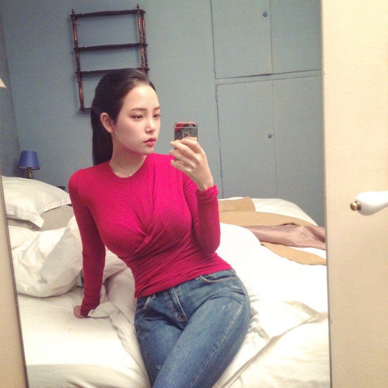 韩国酒窝美女Betteralicee私拍图片