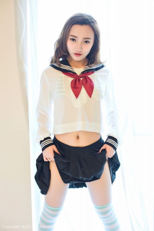 90后美女模特翟奥奥性感私房照图片
