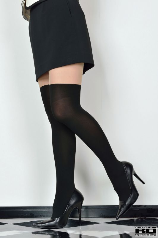 日本写真模特删玲菜制服摄影图片