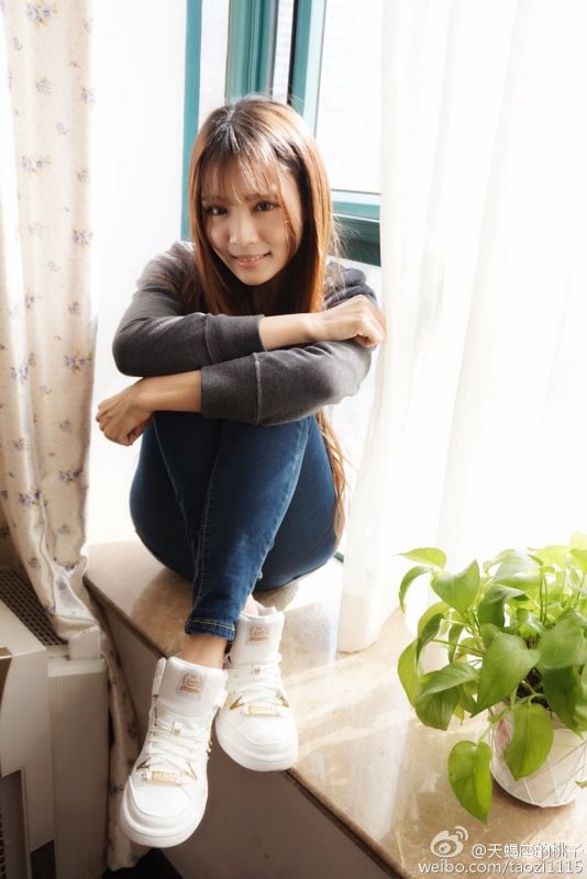 内地女模特天蝎座的桃子私房照合辑