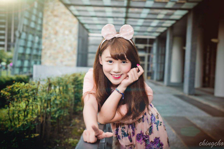 日系清纯美女吕家伶外拍写真图片
