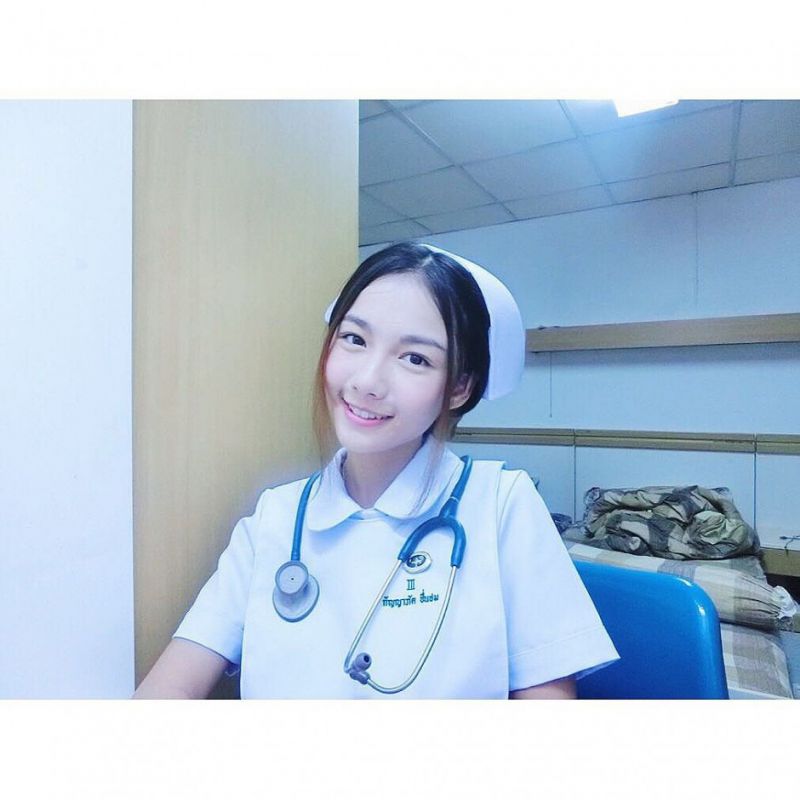 泰国美女护士Namkhing Kanyapak私拍图片