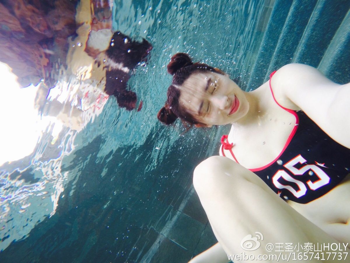 极品女神王圣小泰山私拍图片合辑