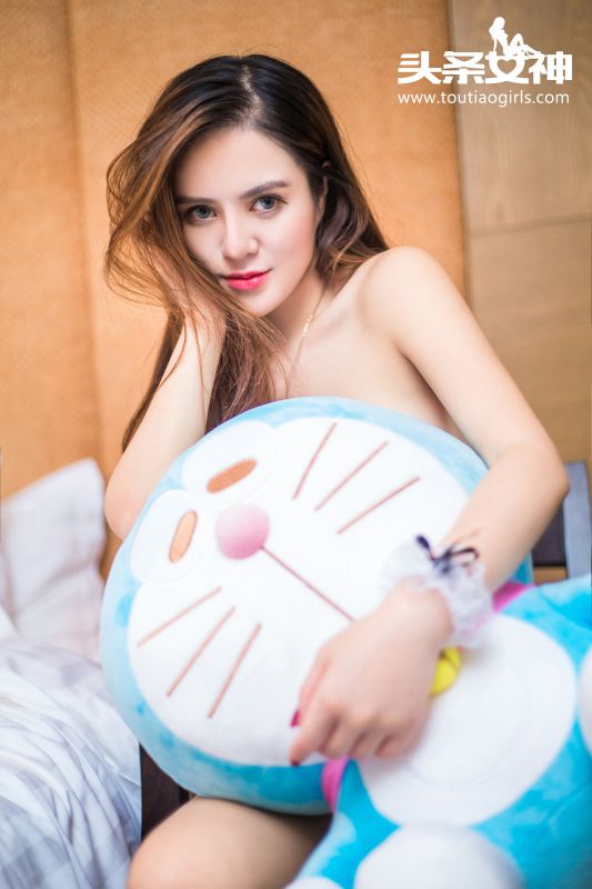 制服装美女崔爱熙性感私房照图片