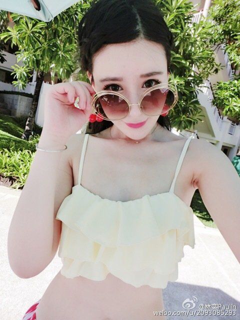 性感长腿模特林奕Paulin美腿诱惑写真