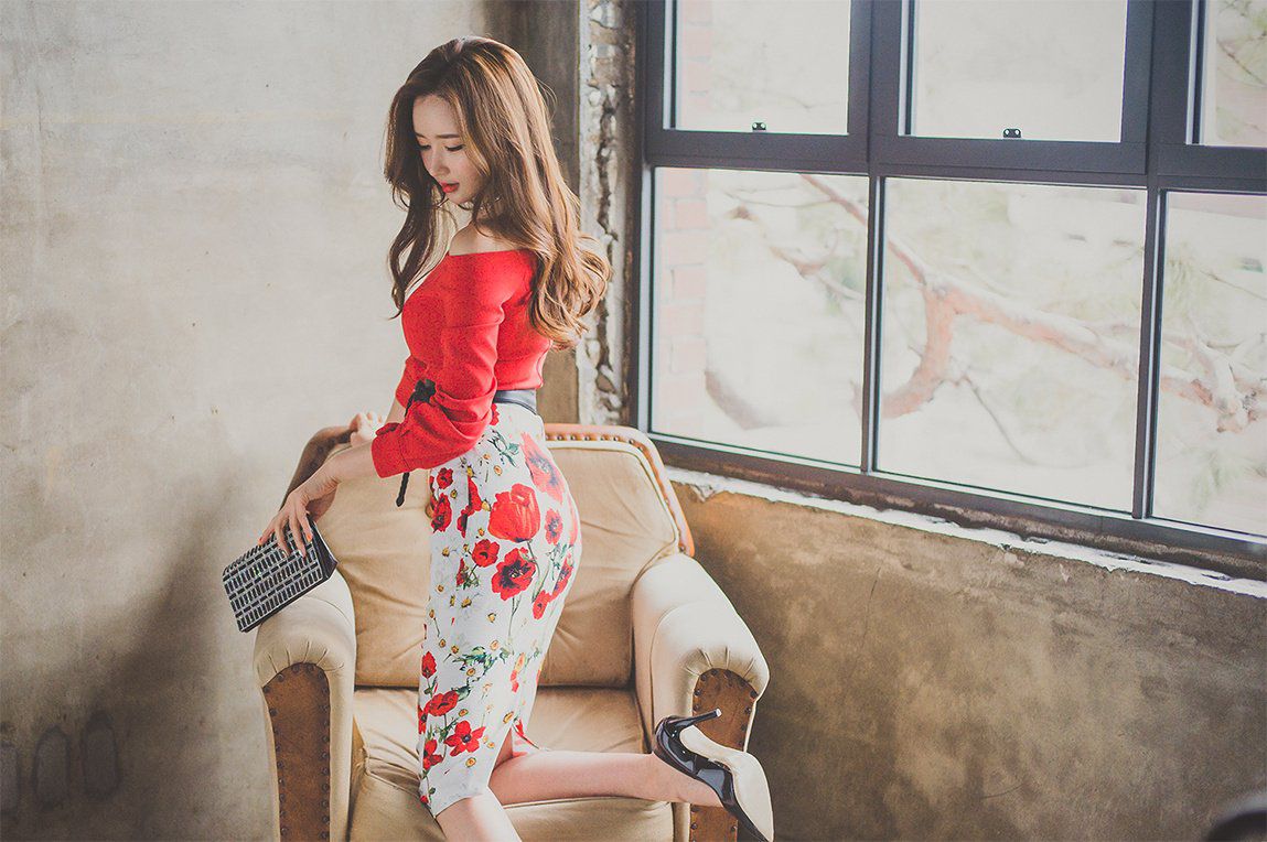 时尚气质美女李妍静绝美高雅摄影写真