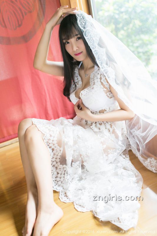 秀人网小清新美女夏瑶baby比基尼写真图片