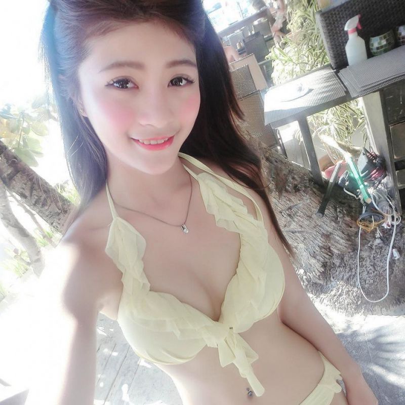 可爱甜美女生Momo毛毛私拍美图合辑