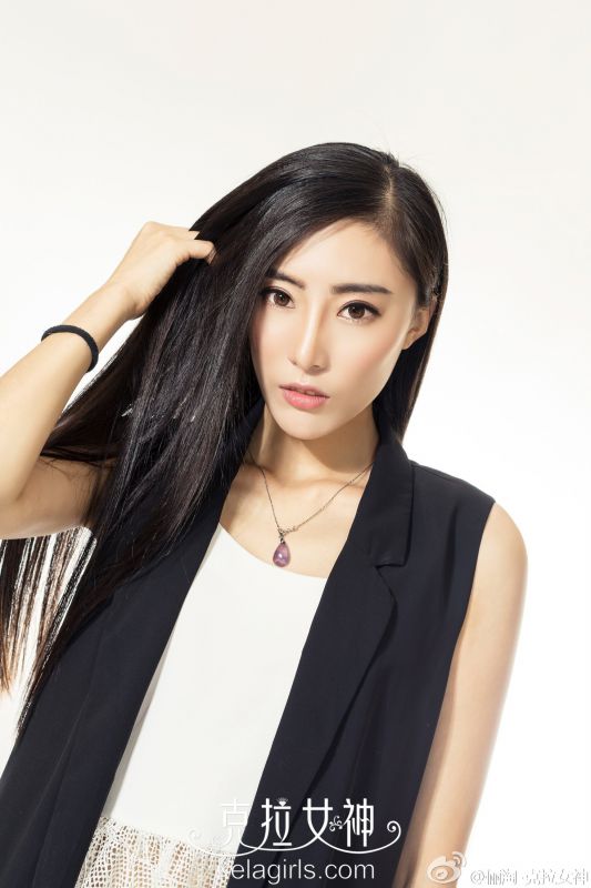 御姐型美女颖儿Bang妞私房摄影图片