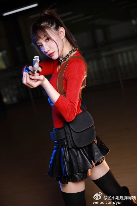 美女coser嫩模孟晓蓉Yuri美照图片大全