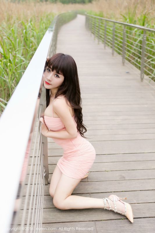 秀人网宅男女神陈巧蓓isabella巨乳诱惑写真