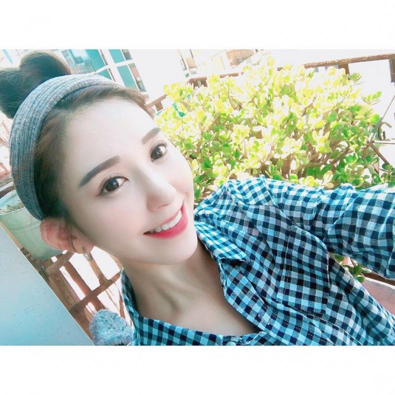 空灵美女粘婉柔唯美外拍图片