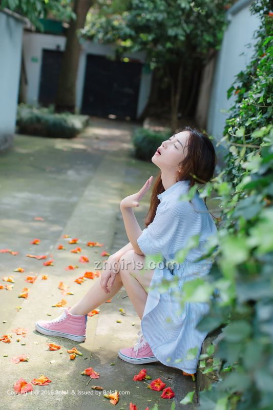 小清新美女Kimoe沈欣雨清纯唯美写真
