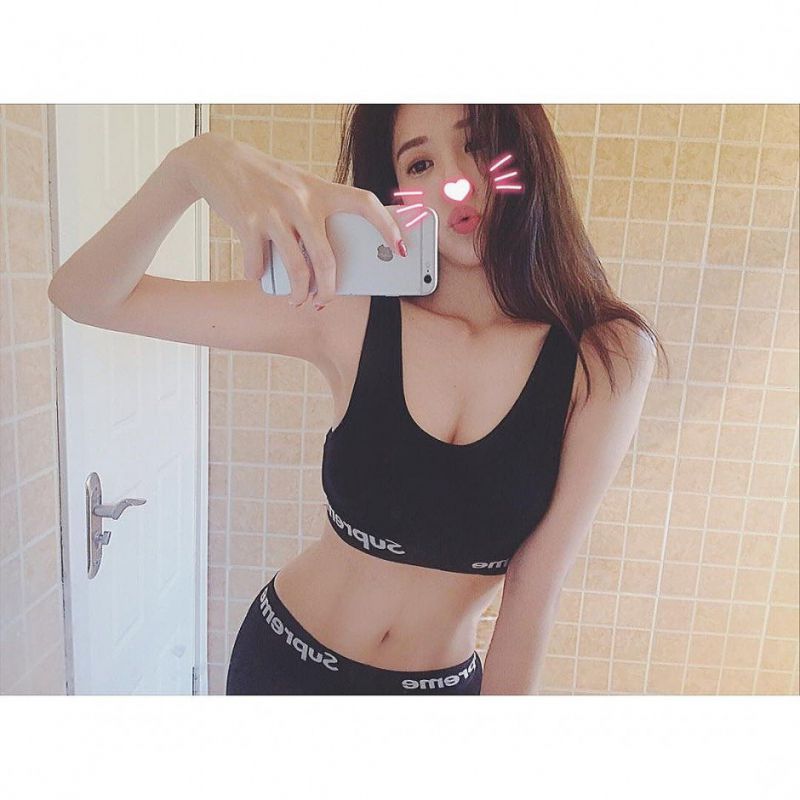 空灵美女粘婉柔唯美外拍图片