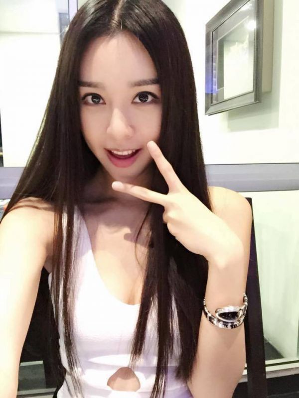 马来西亚美女李元玲Cathryn自拍写真图片
