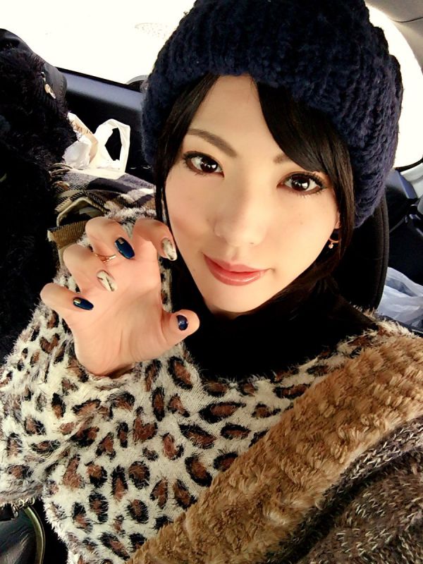 日本人气Coser砂月馨自拍图片集锦