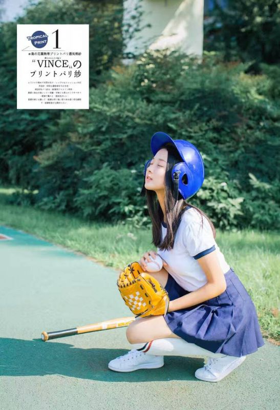 大学美女校花廖银hMoon唯美私拍写真