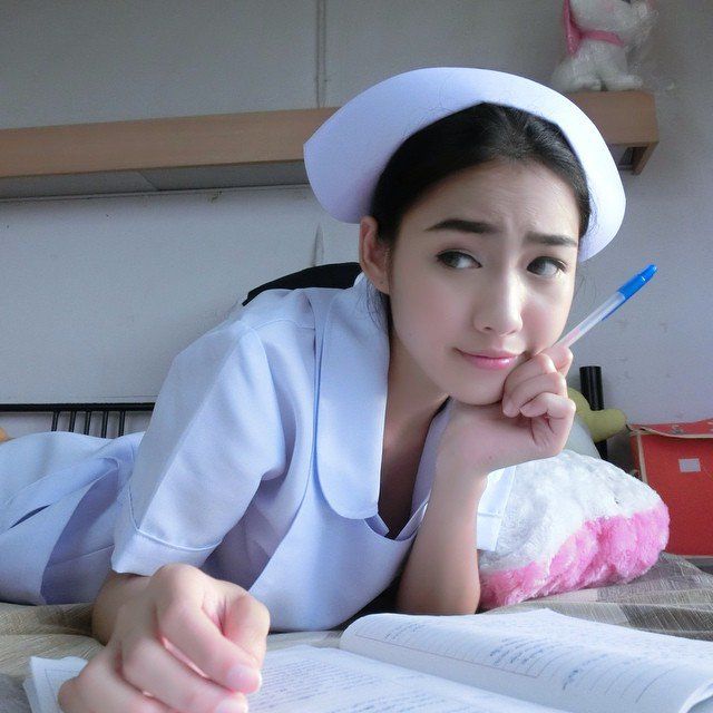 泰国美女护士Namkhing Kanyapak私拍图片