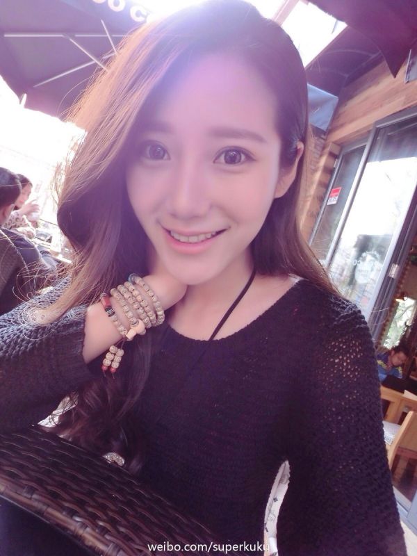 甜美系女生洪毓Kuku自拍写真图片