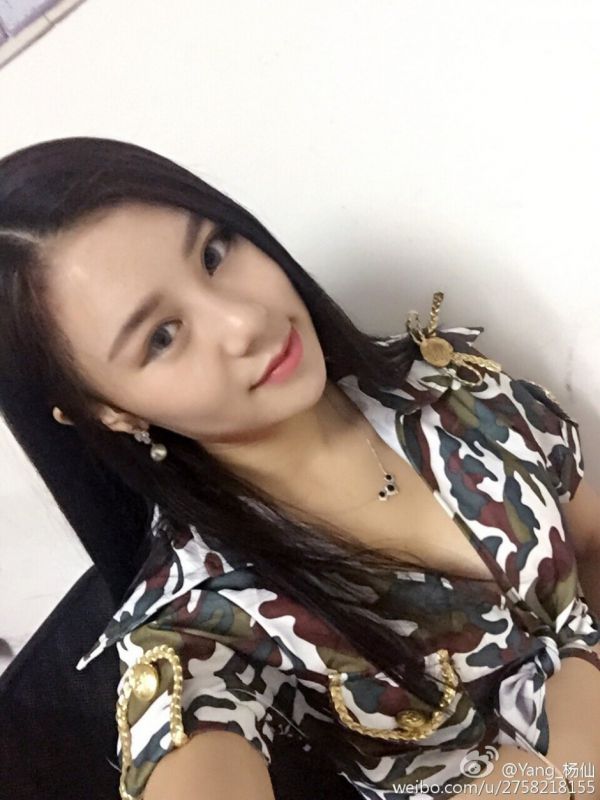 内地女模特Yang_杨歆儿清纯私拍图片合辑