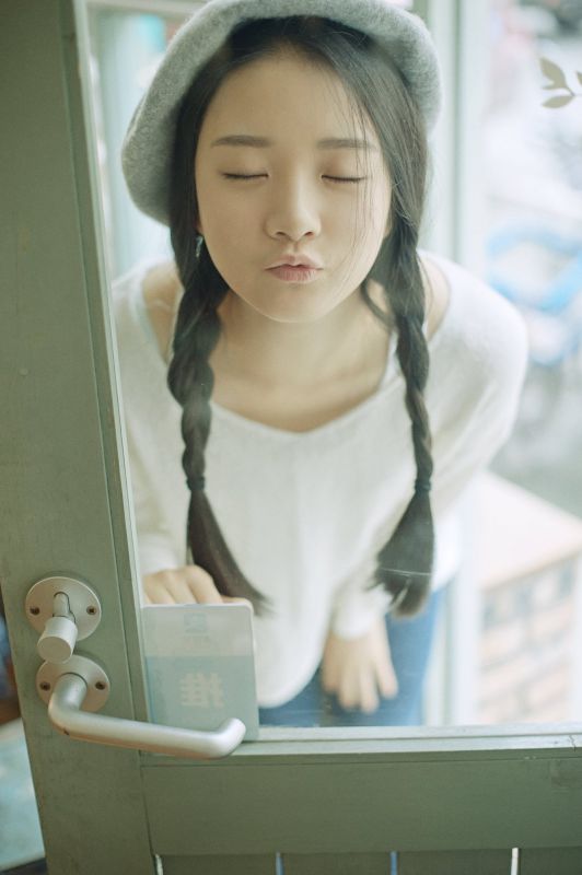 大学美女校花廖银hMoon唯美私拍写真