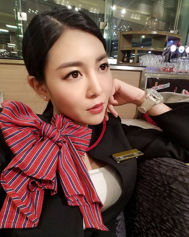 香港美女演员尹诗沛Nicole养眼美照图片