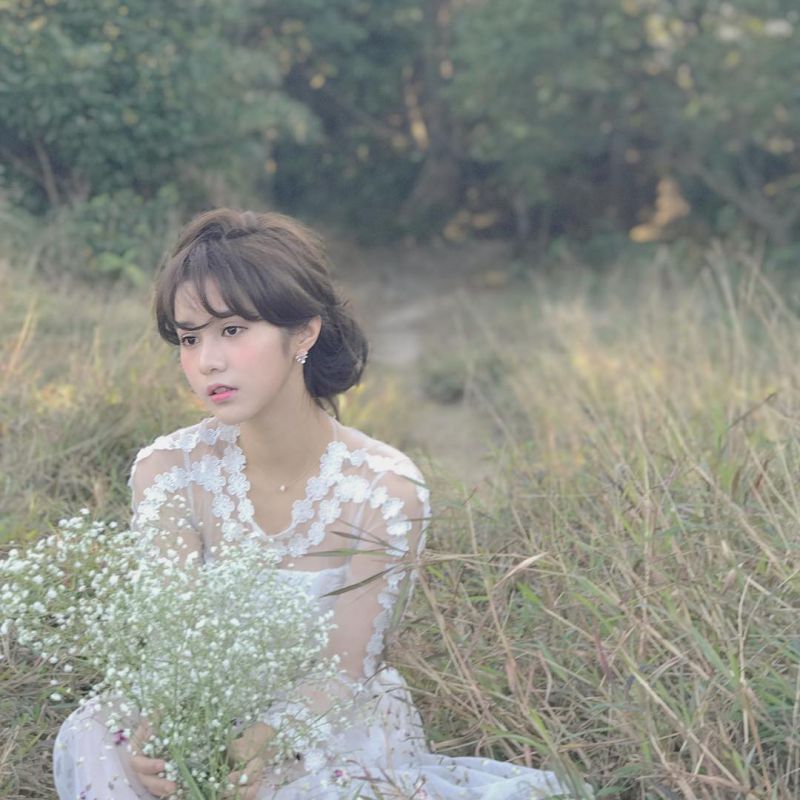 90后网红美女邓月平Larine最新私拍照图集