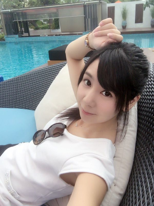 日本小美女今井蜜月私拍美图欣赏