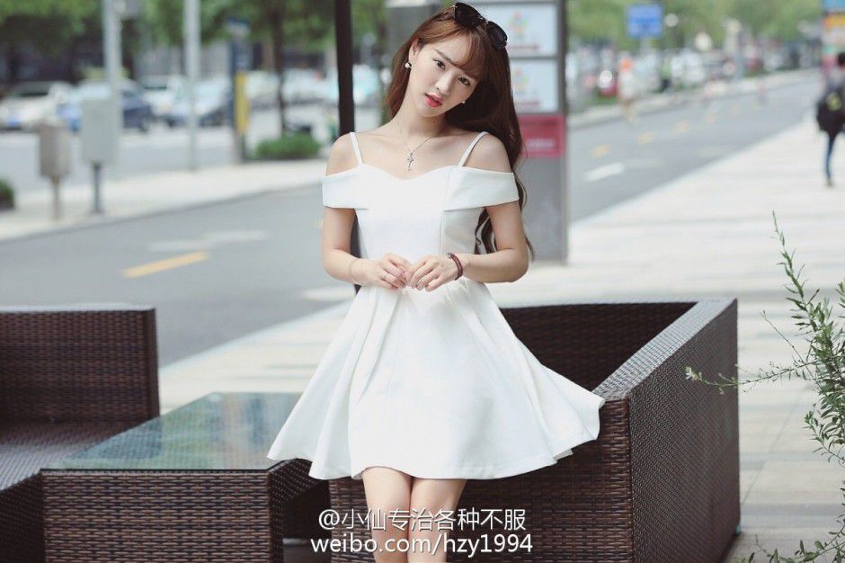 平面模特儿黄政屹微博私拍美图