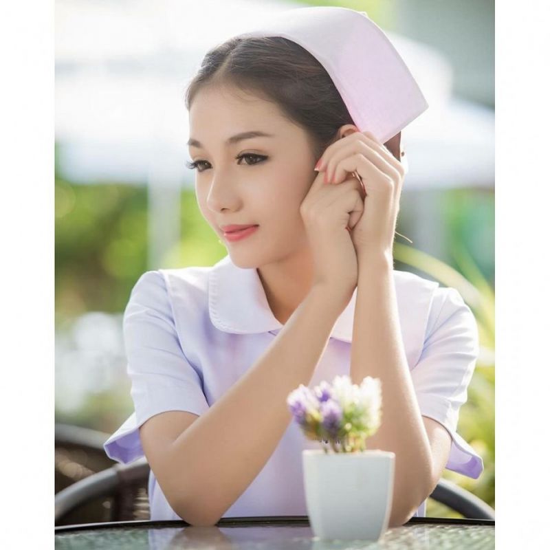 泰国美女护士Namkhing Kanyapak私拍图片