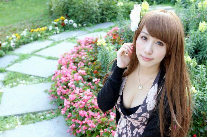 台湾混血美女Kimi步(吕思莹)私拍图片