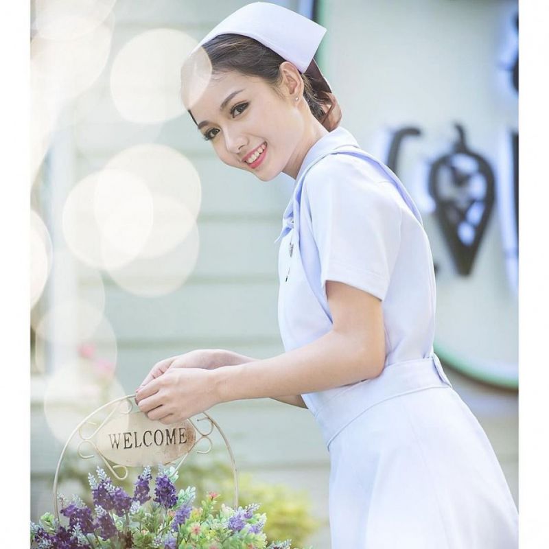 泰国美女护士Namkhing Kanyapak私拍图片
