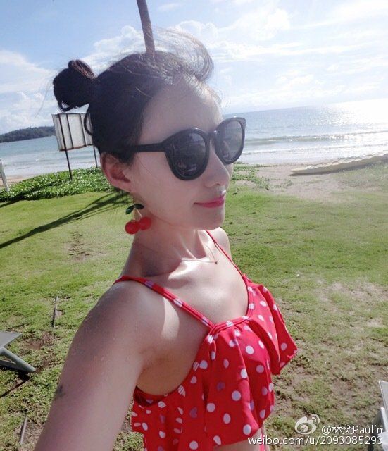 性感长腿模特林奕Paulin美腿诱惑写真