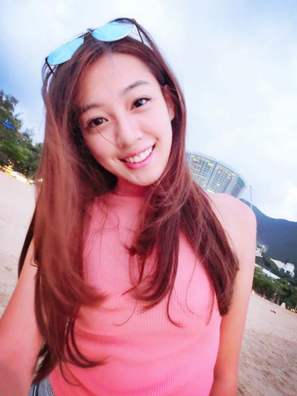 时尚杂志模特费子t私拍写真图片