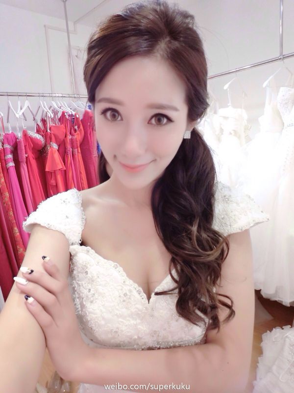 甜美系女生洪毓Kuku自拍写真图片