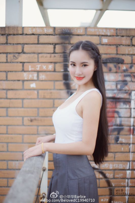 比基尼美女小毕毕Barbie外拍摄影图片