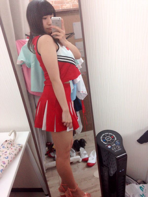 大胸虎牙妹西堀智美自拍图片合辑
