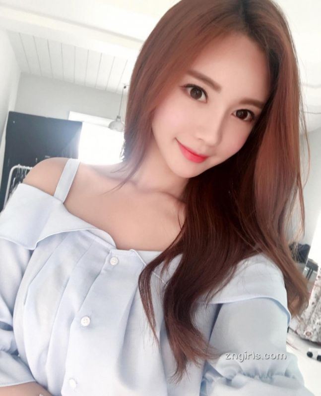 韩国美女模特Hyemi自拍写真图片