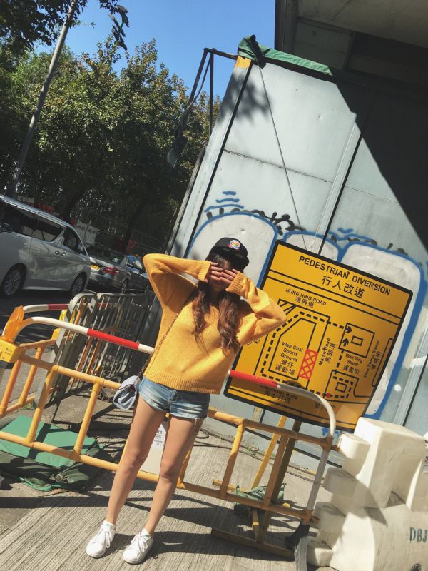 90后美少女徐蔚芸Tiki私拍写真图片