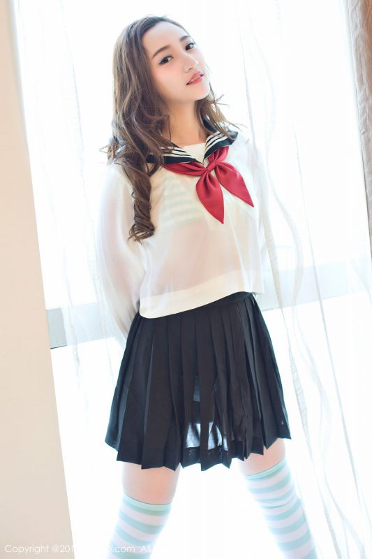 90后美女模特翟奥奥性感私房照图片