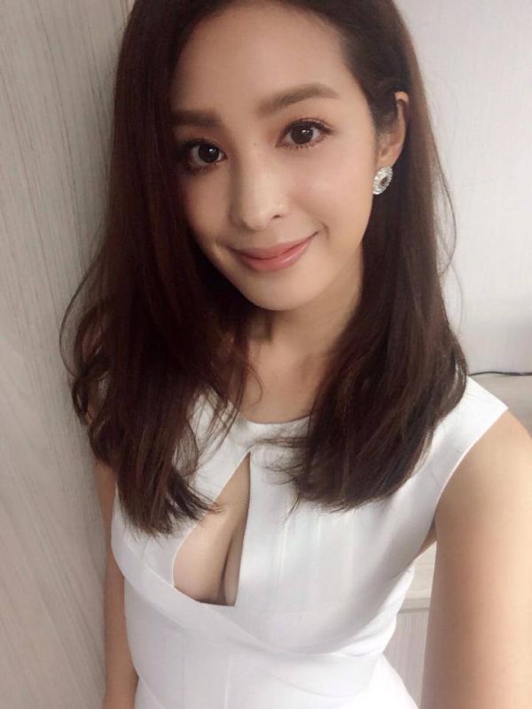 中美混血美女莫允雯唯美私拍图片