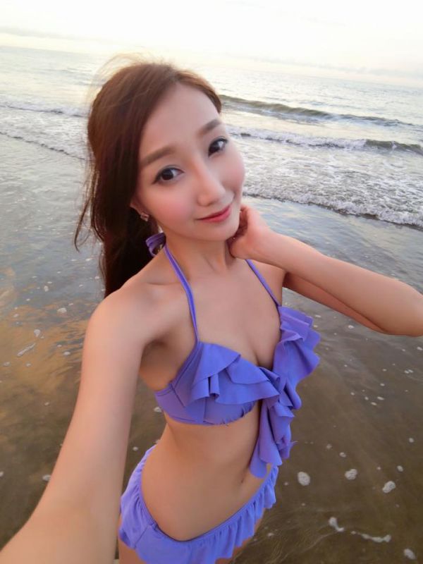 台湾美女模特陈逸婕Tina自拍图片精选推荐