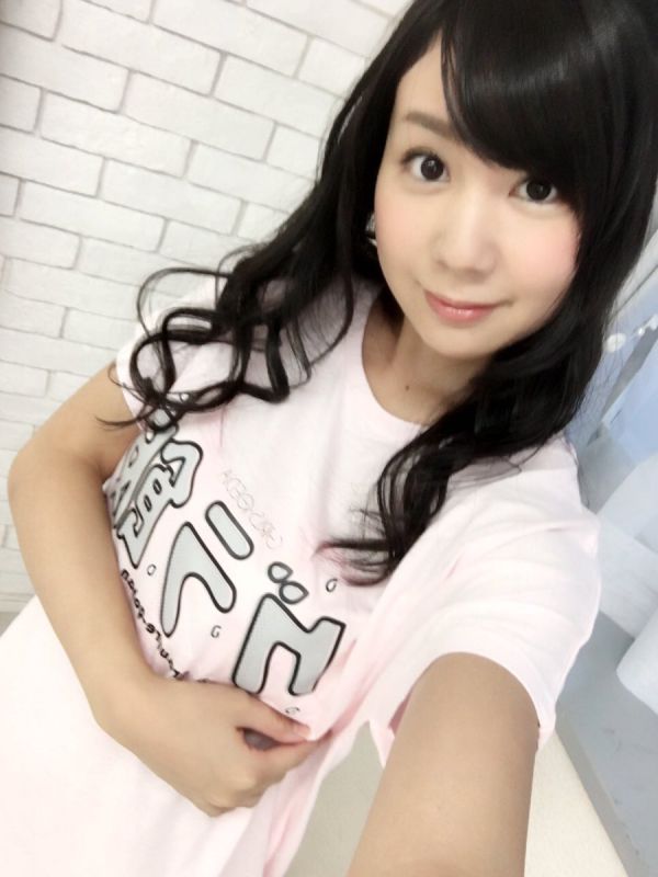 日本小美女今井蜜月私拍美图欣赏