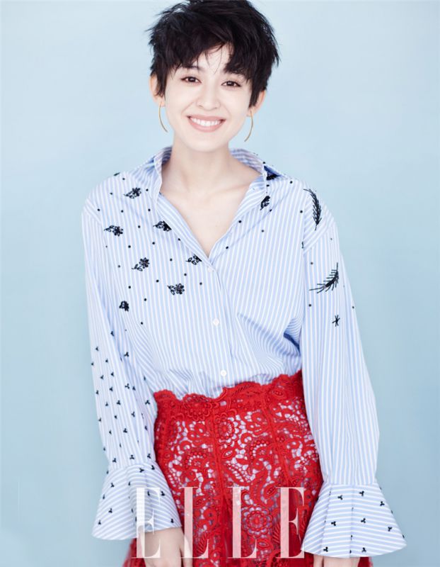 新疆美女古力娜扎《ELLE》三月刊写真