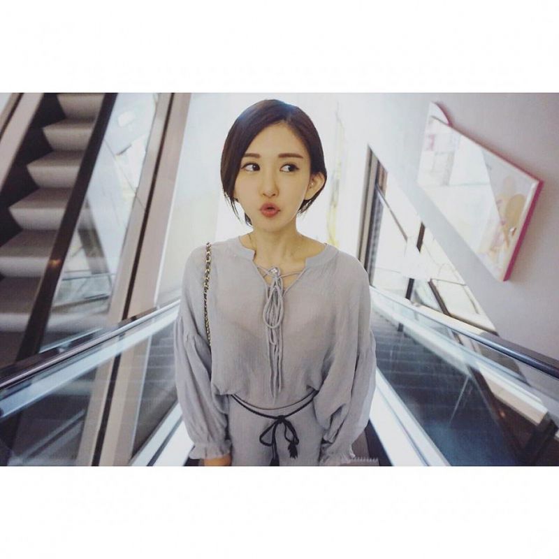 空灵美女粘婉柔唯美外拍图片
