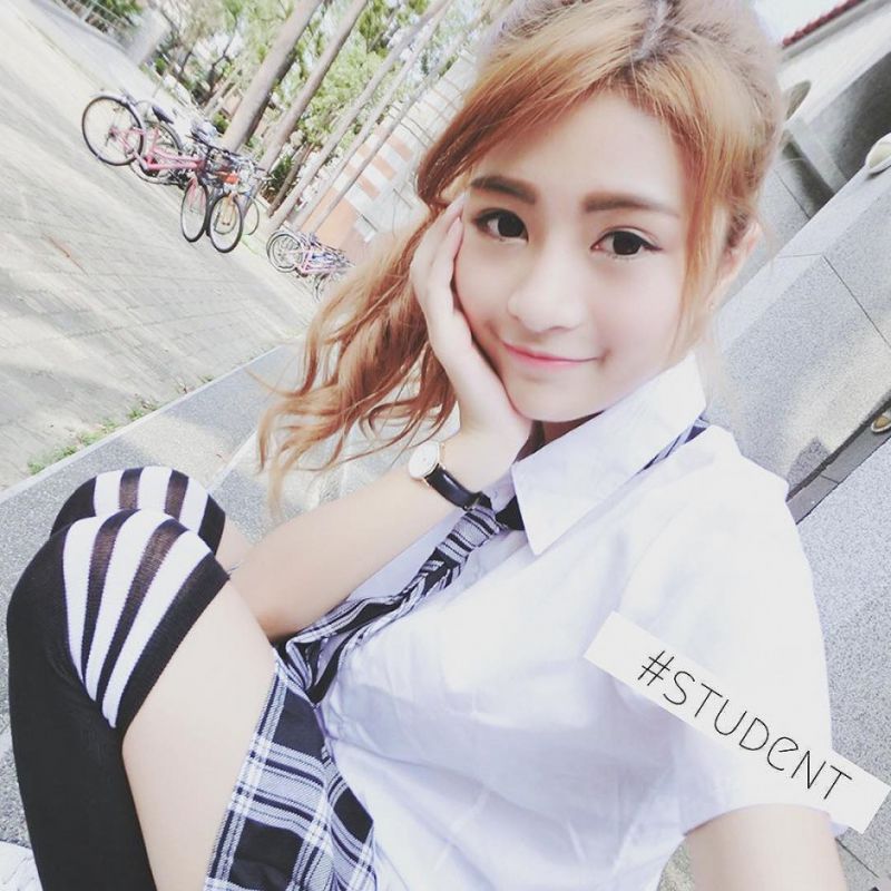 可爱甜美女生Momo毛毛私拍美图合辑