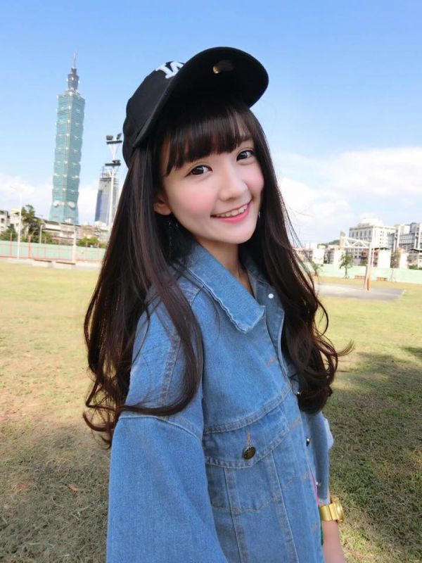 清纯可爱美女Mini阿咪自拍图片集锦